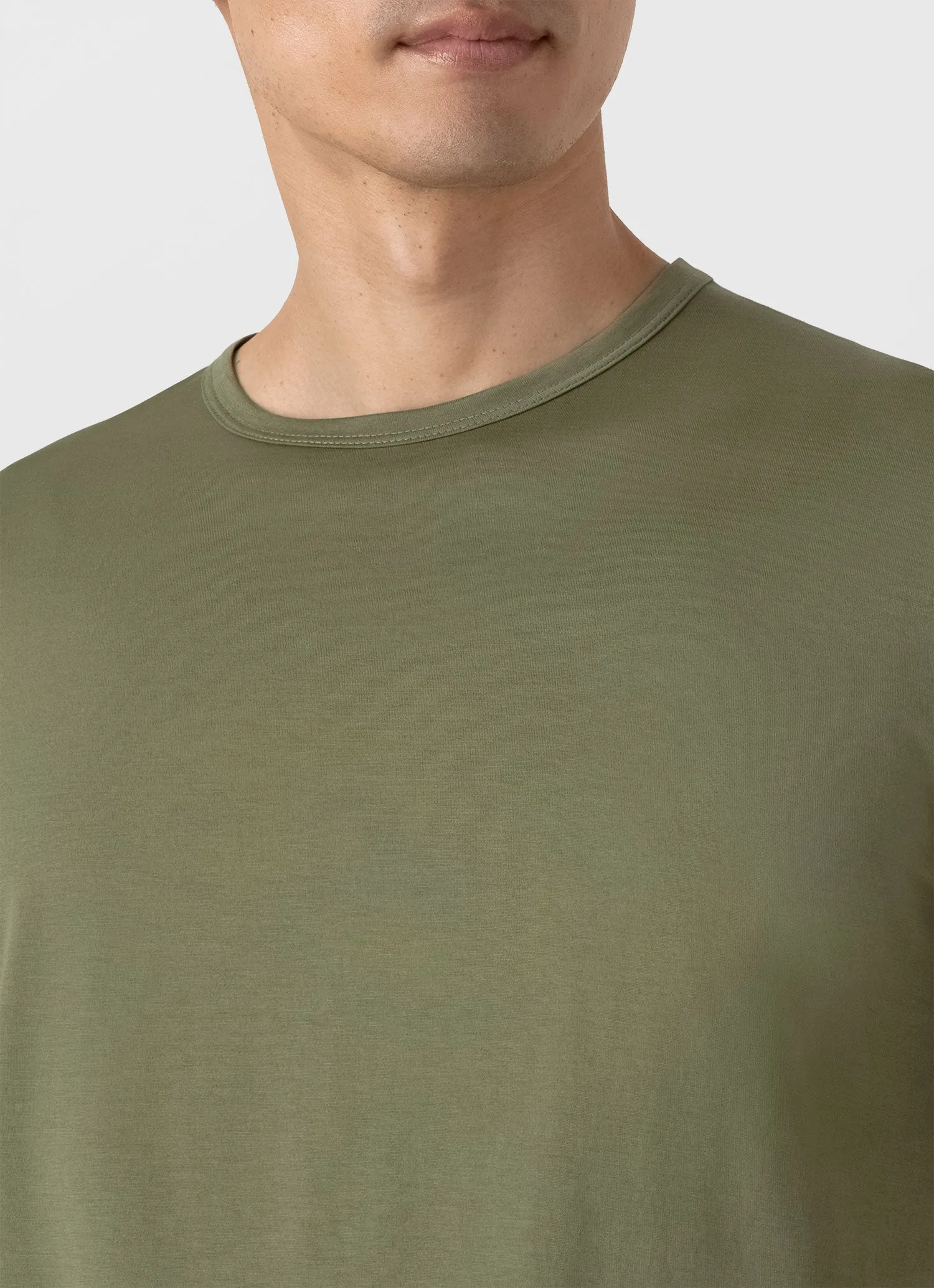 Men's Classic T-shirt in Moss Green