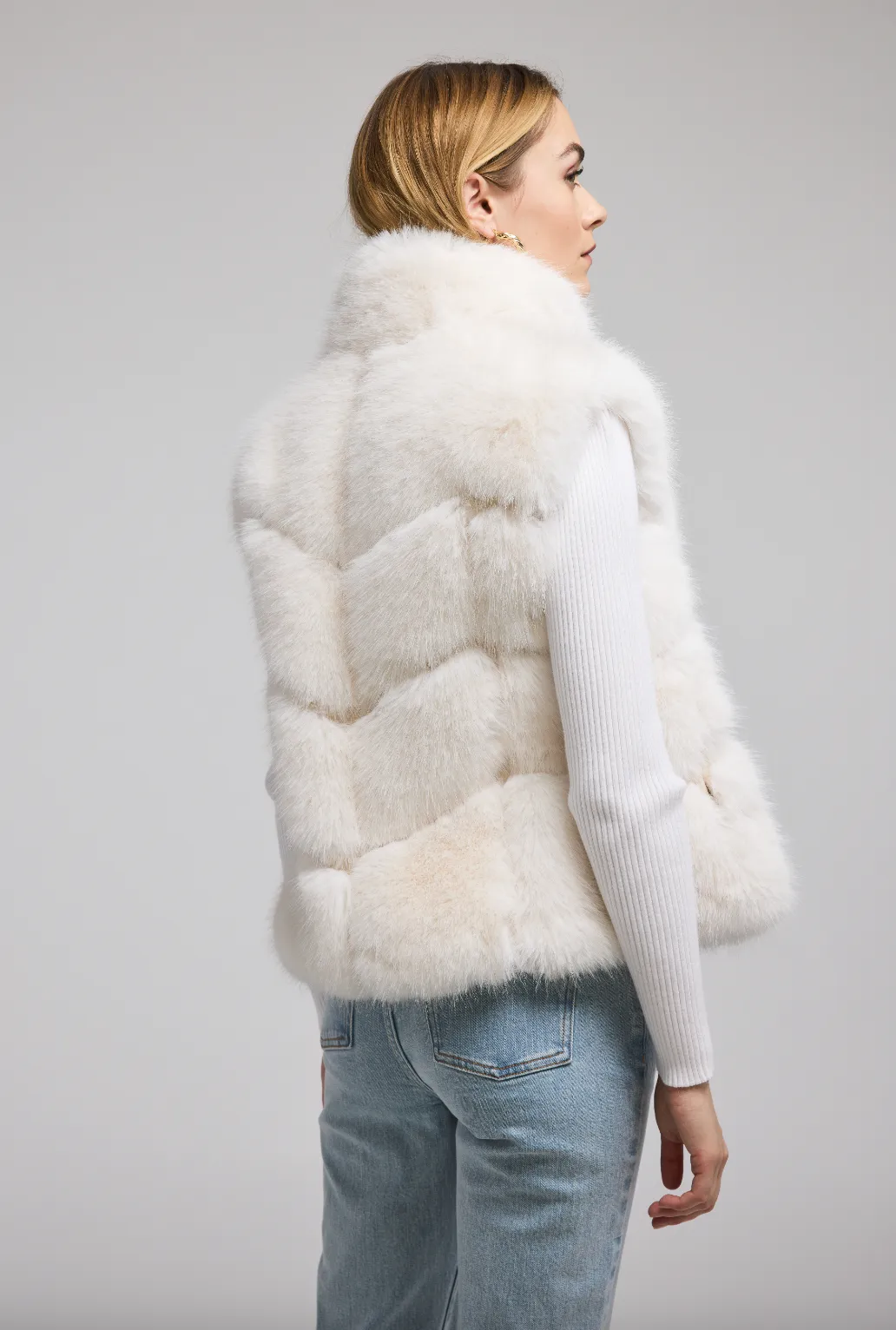 Rosario Faux Fur Vest - White