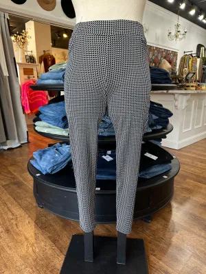 Urban Chic Skinny Dress Pants