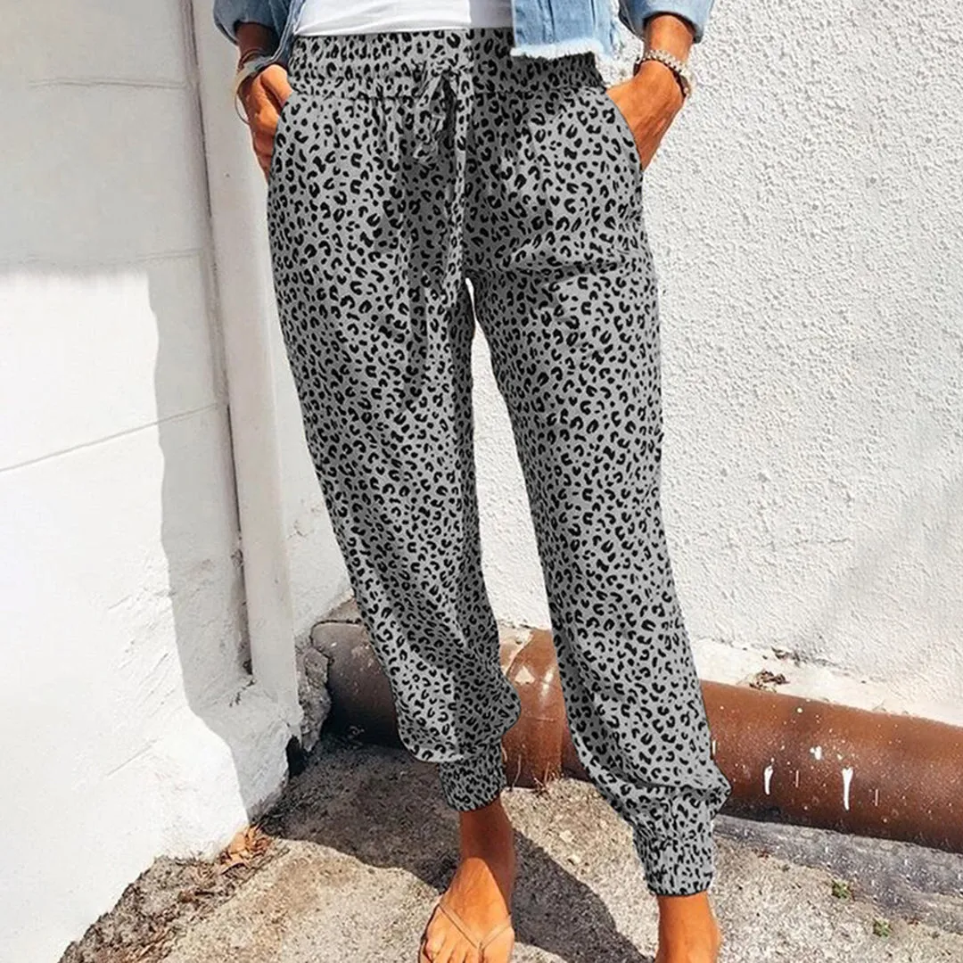 Xandra - Women's leopard print pants.